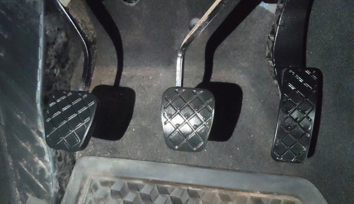 2022 Skoda KUSHAQ ACTIVE 1.0L TSI MT, Petrol, Manual, 43,205 km, Pedals