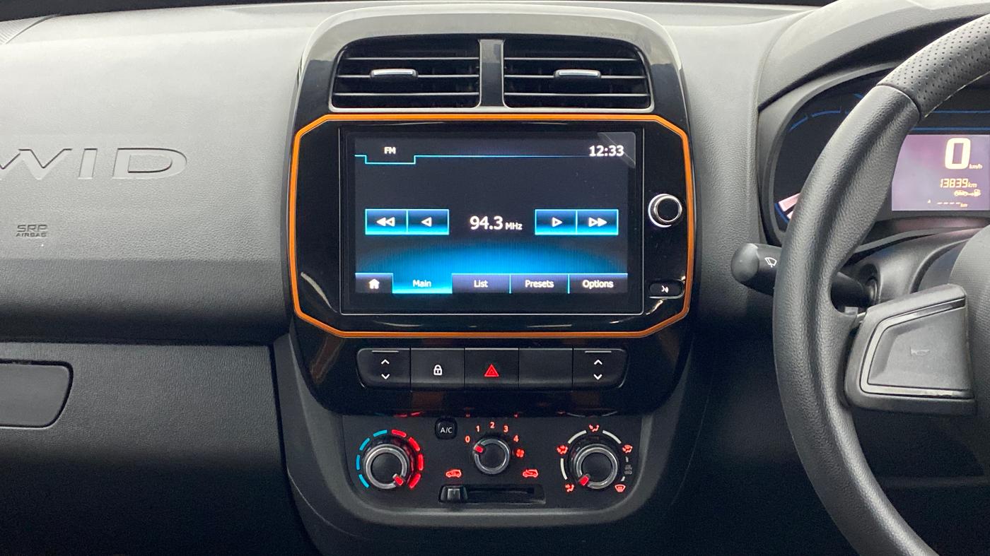 2020 Renault Kwid 1.0 CLIMBER OPT, Petrol, Manual, 13,978 km, Air Conditioner
