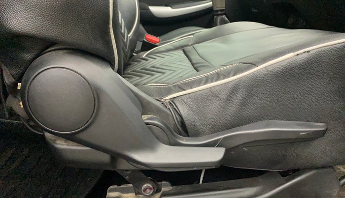 2017 Maruti Baleno ZETA PETROL 1.2, Petrol, Manual, 79,385 km, Driver Side Adjustment Panel