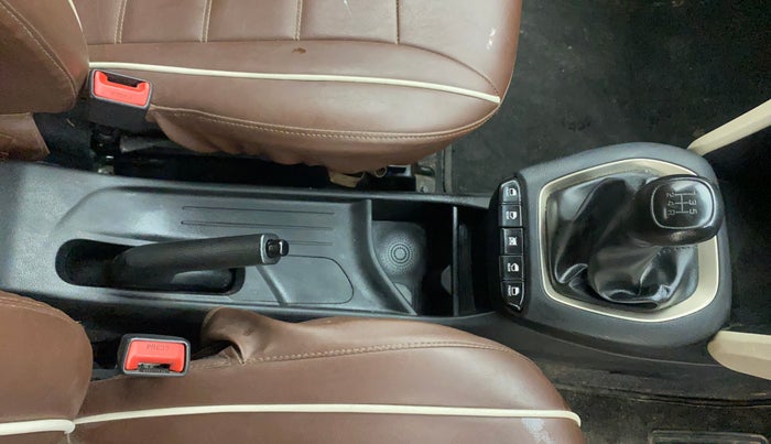 2018 Hyundai NEW SANTRO ASTA MT, Petrol, Manual, 77,367 km, Gear Lever