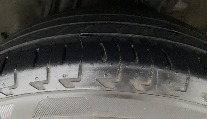 2017 Honda WR-V 1.2L I-VTEC VX MT, Petrol, Manual, 79,462 km, Left Rear Tyre Tread