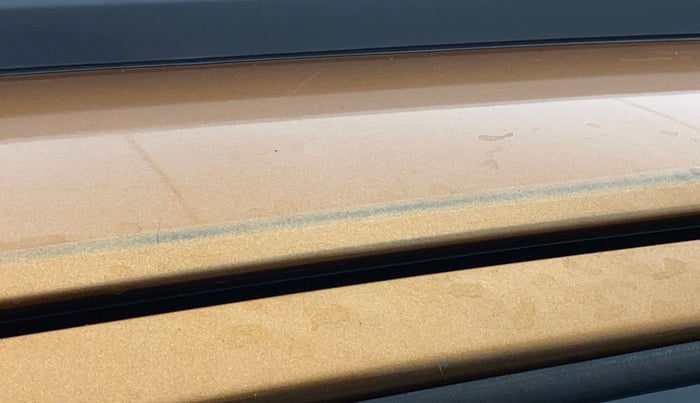 2017 Honda WR-V 1.2L I-VTEC VX MT, Petrol, Manual, 79,462 km, Right C pillar - Paint is slightly faded