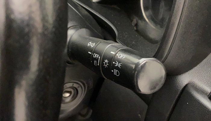 2017 Honda WR-V 1.2L I-VTEC VX MT, Petrol, Manual, 79,462 km, Combination switch - Fog Light Switch is not working