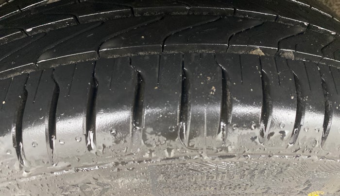 2017 Maruti Baleno ZETA PETROL 1.2, Petrol, Manual, 96,758 km, Right Rear Tyre Tread