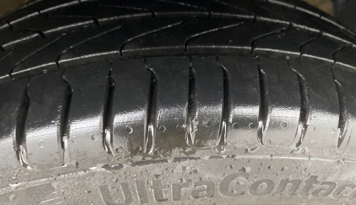 2017 Maruti Baleno ZETA PETROL 1.2, Petrol, Manual, 96,758 km, Right Front Tyre Tread