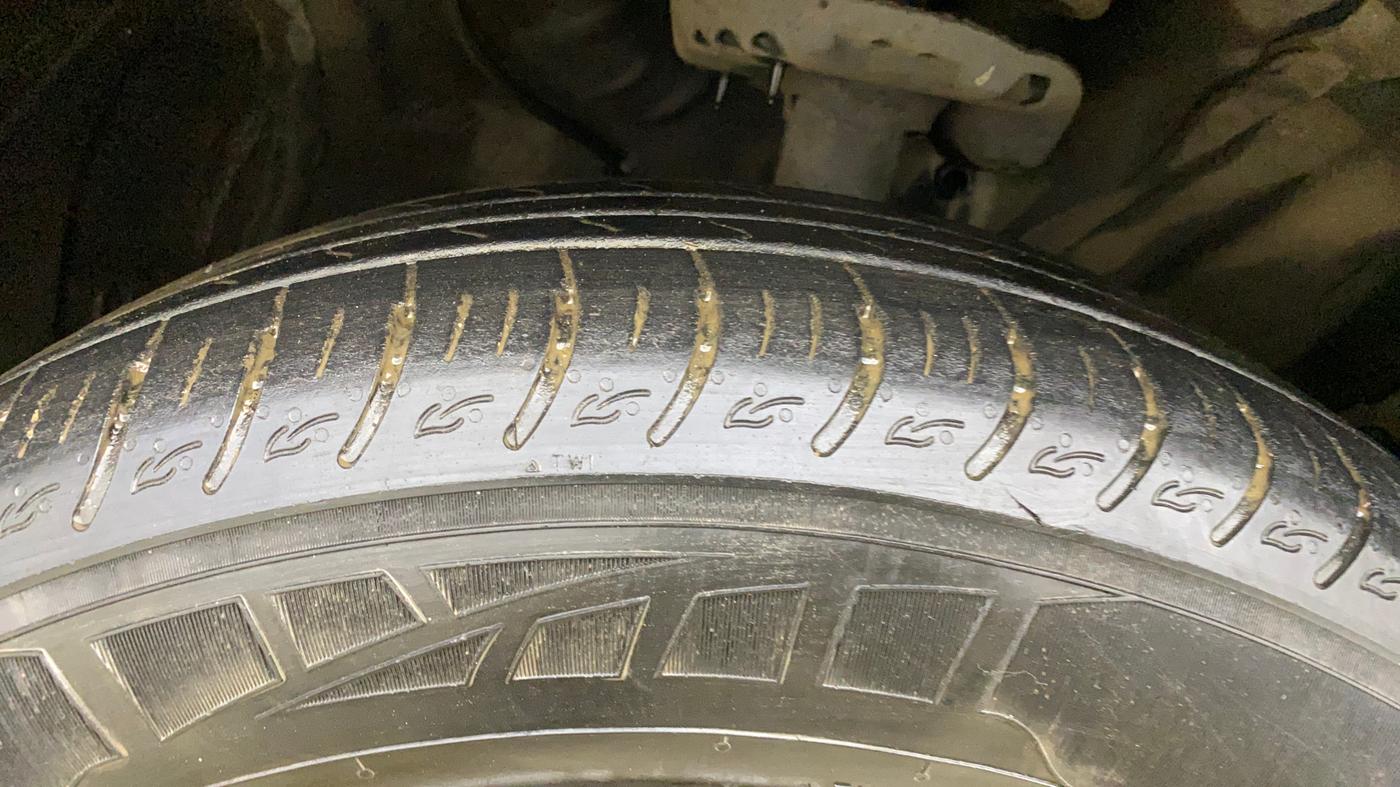 2019 KIA SELTOS HTK 1.5 PETROL, Petrol, Manual, 33,591 km, Right Front Tyre Tread
