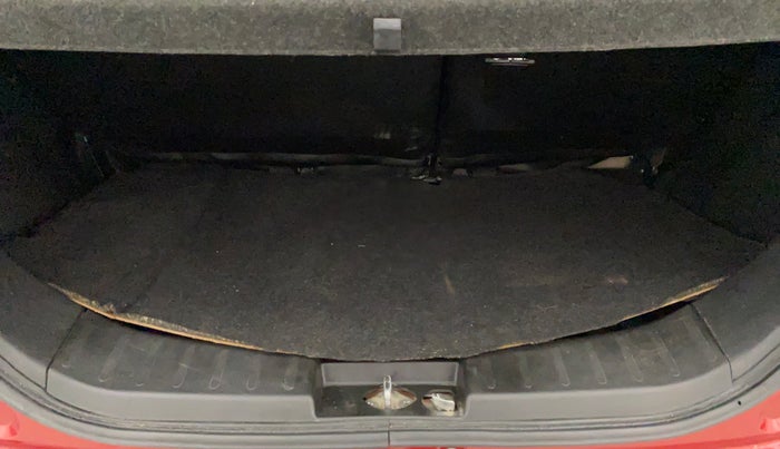2017 Maruti Wagon R 1.0 VXI + (O) AMT, Petrol, Automatic, 22,338 km, Boot Inside