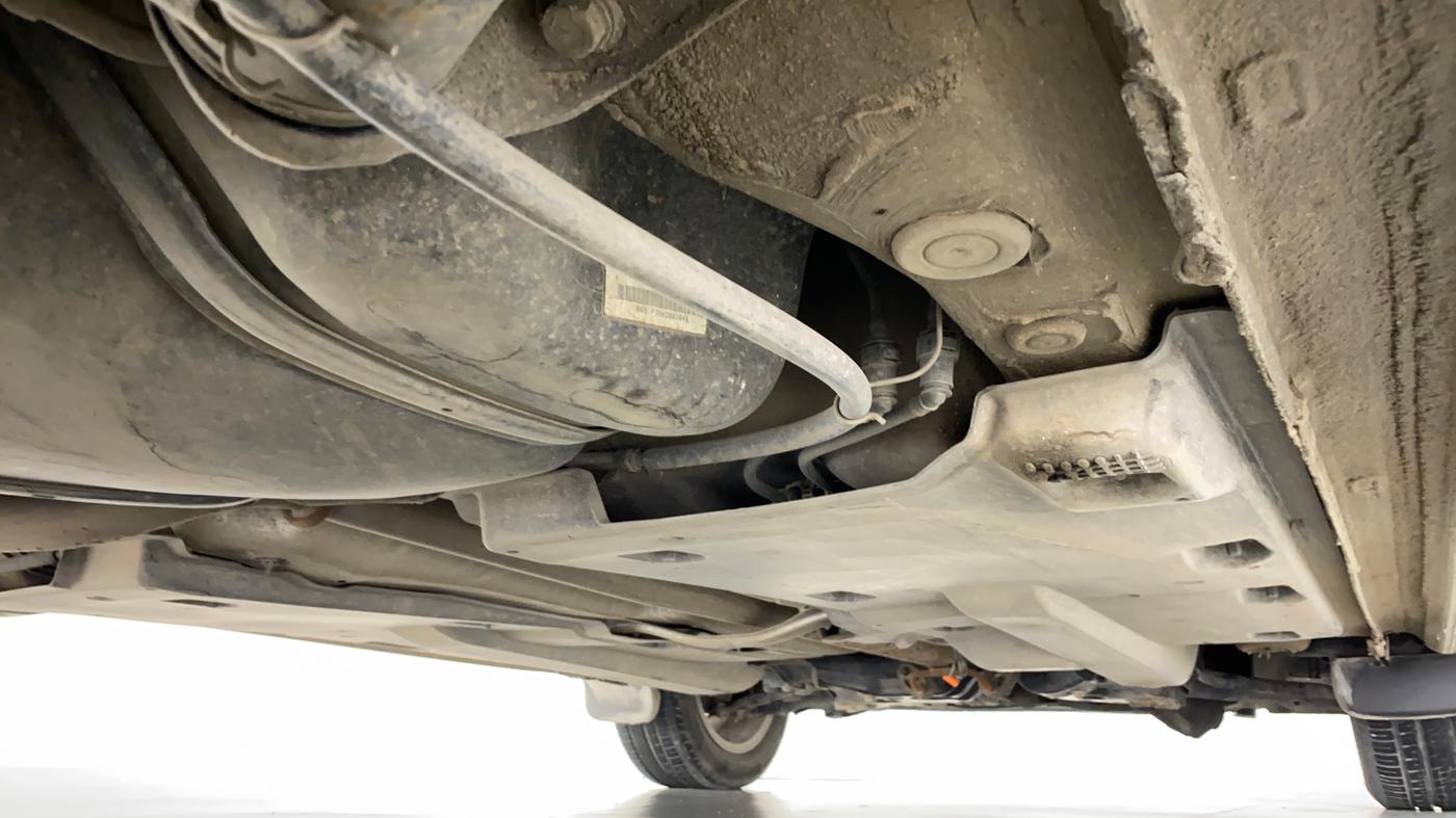 2016 Volkswagen Vento HIGHLINE TDI AT, Diesel, Automatic, 74,251 km, Right Side Underbody