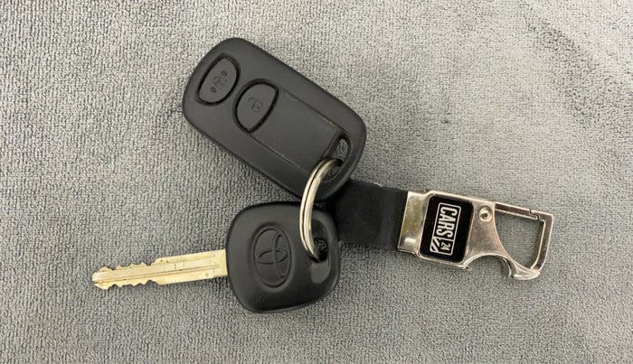 2012 Toyota Etios G, Petrol, Manual, 39,717 km, Key Close Up