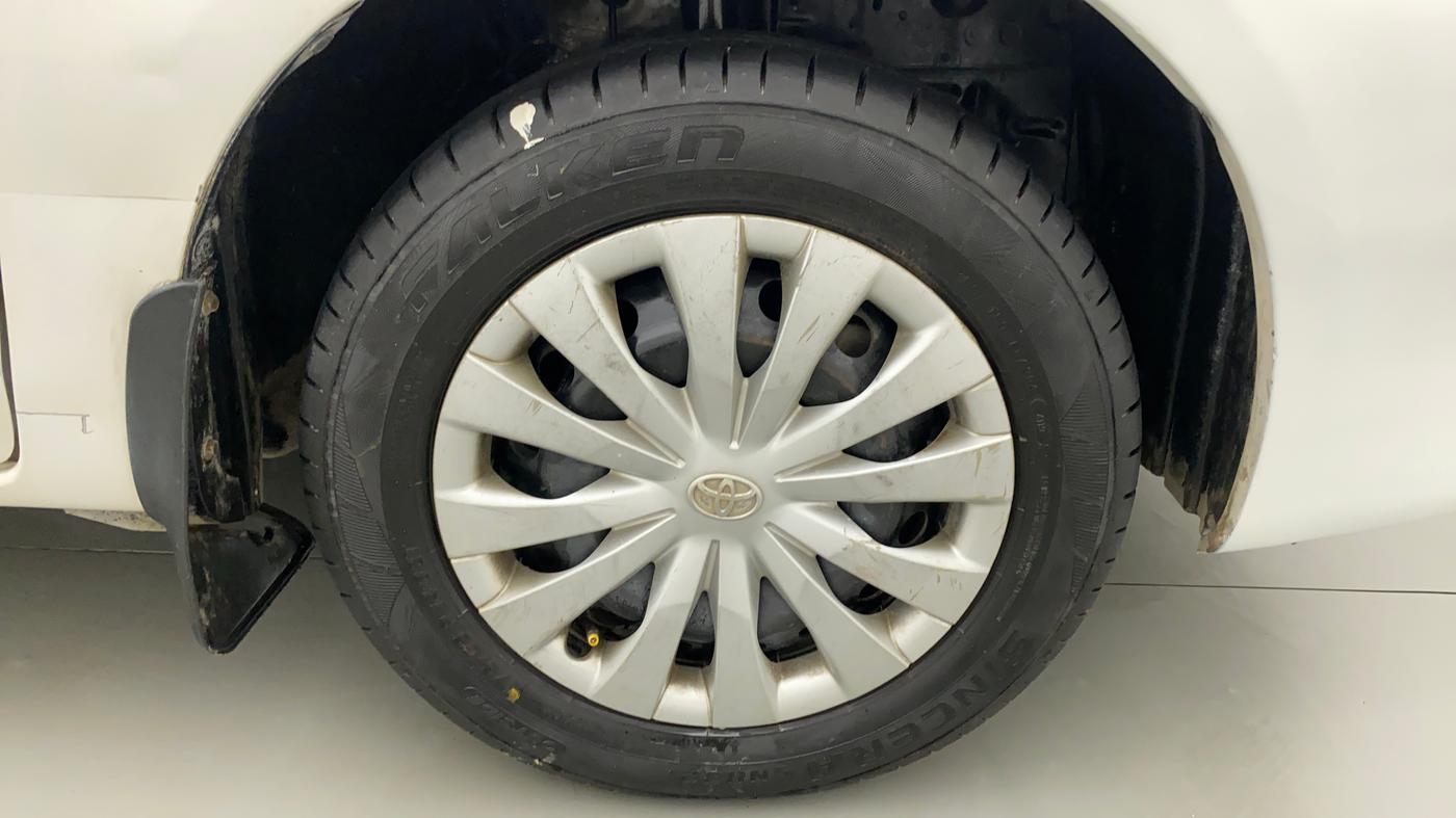 2012 Toyota Etios G, Petrol, Manual, 39,717 km, Right Front Wheel