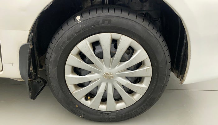 2012 Toyota Etios G, Petrol, Manual, 39,717 km, Right Front Wheel