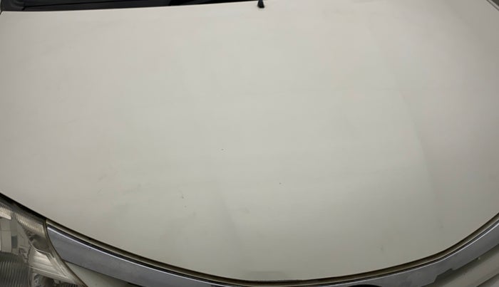 2012 Toyota Etios G, Petrol, Manual, 39,717 km, Bonnet (hood) - Minor scratches