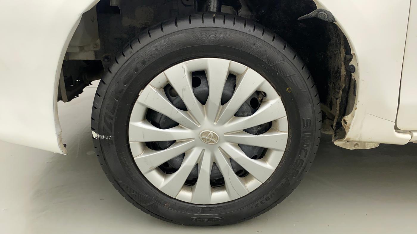 2012 Toyota Etios G, Petrol, Manual, 39,717 km, Left Front Wheel