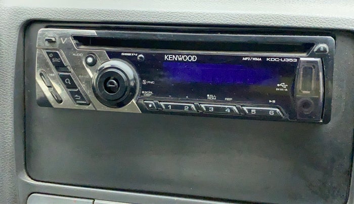 2012 Toyota Etios G, Petrol, Manual, 39,717 km, Infotainment system - Button has minor damage