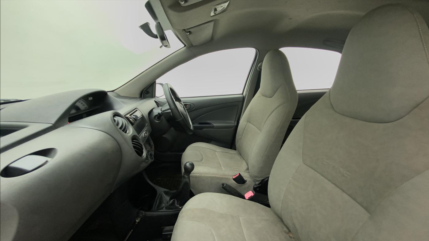 2012 Toyota Etios G, Petrol, Manual, 39,717 km, Right Side Front Door Cabin