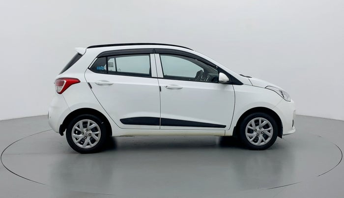2019 Hyundai Grand i10 SPORTZ 1.2 KAPPA VTVT, Petrol, Manual, 27,451 km, Right Side View