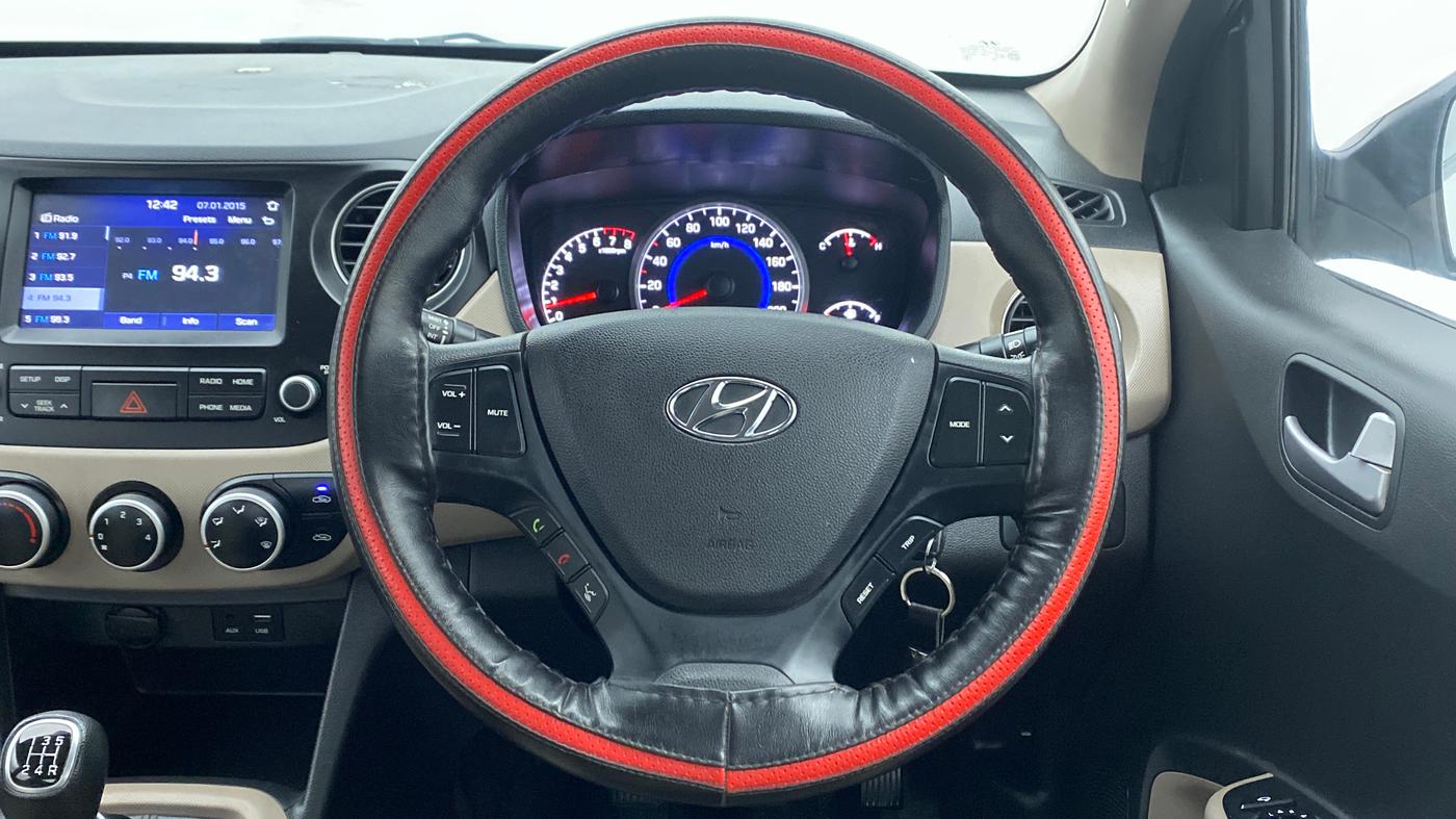 2019 Hyundai Grand i10 SPORTZ 1.2 KAPPA VTVT, Petrol, Manual, 27,451 km, Steering Wheel Close Up