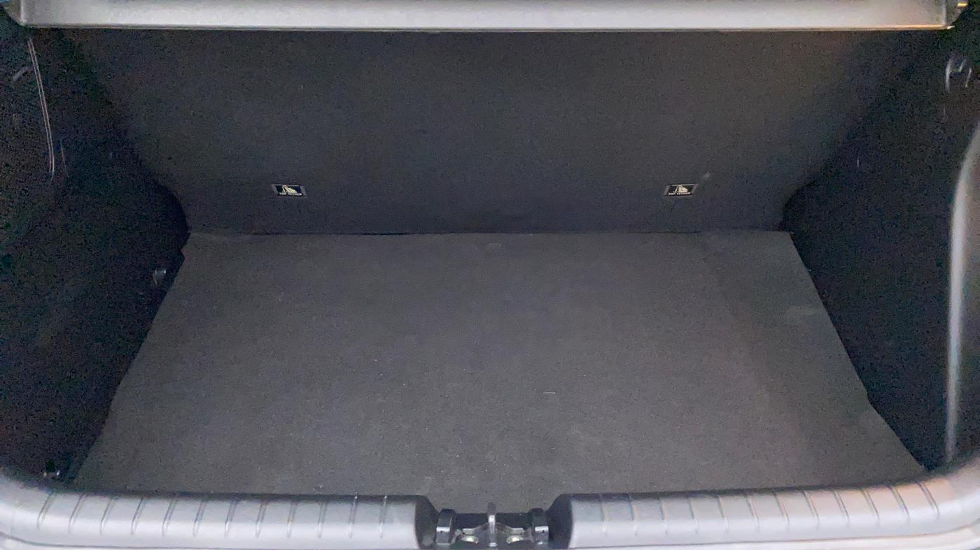 2020 Hyundai NEW I20 ASTA (O) 1.2 MT, Petrol, Manual, 10,660 km, Boot Inside