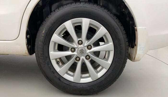 2015 Maruti Ertiga ZXI, Petrol, Manual, 44,725 km, Left Rear Wheel