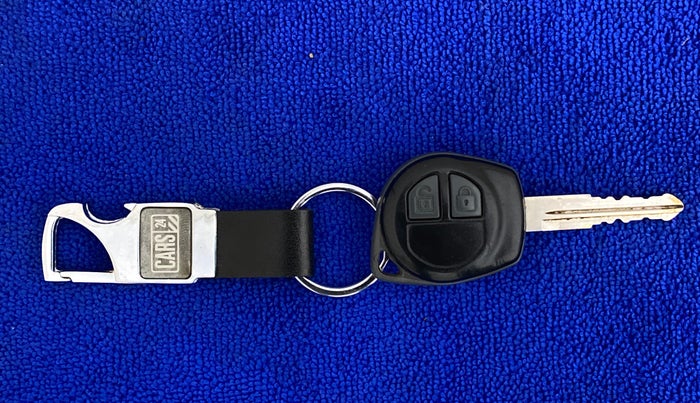 2014 Maruti Ertiga VXI CNG, CNG, Manual, 87,747 km, Key Close Up