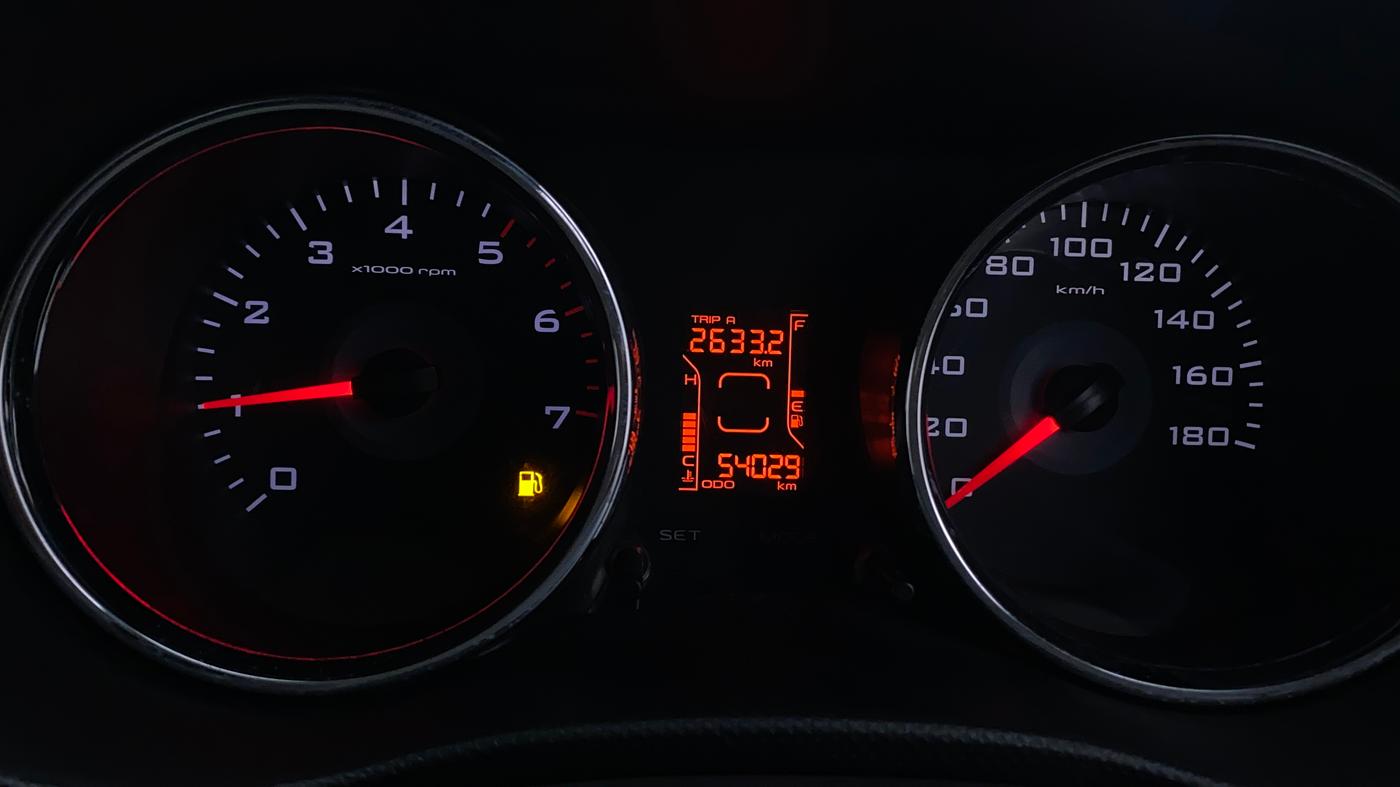 2017 Mahindra TUV300 T8, Diesel, Manual, 54,026 km, Odometer Image
