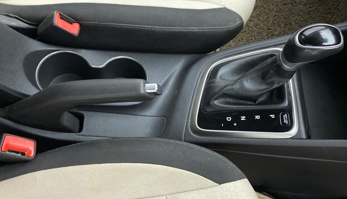 2018 Hyundai Verna 1.6 CRDI SX + AT, Diesel, Automatic, 54,312 km, Gear Lever