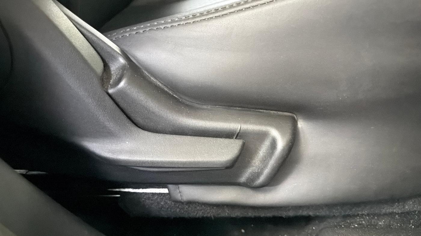 2024 Maruti Baleno DELTA CNG 1.2L, CNG, Manual, 61,735 km, Driver Side Adjustment Panel