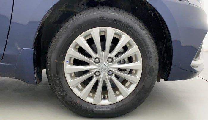 2022 Maruti Ciaz 1.5 ZETA VVT SHVS AT, Petrol, Automatic, 220 km, Right Front Wheel