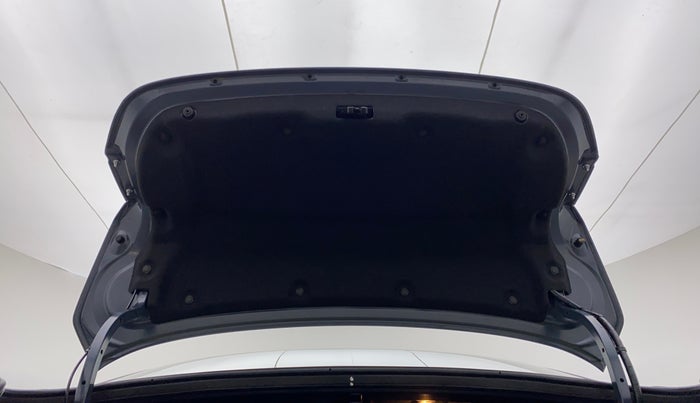 2022 Maruti Ciaz 1.5 ZETA VVT SHVS AT, Petrol, Automatic, 220 km, Boot Door Open