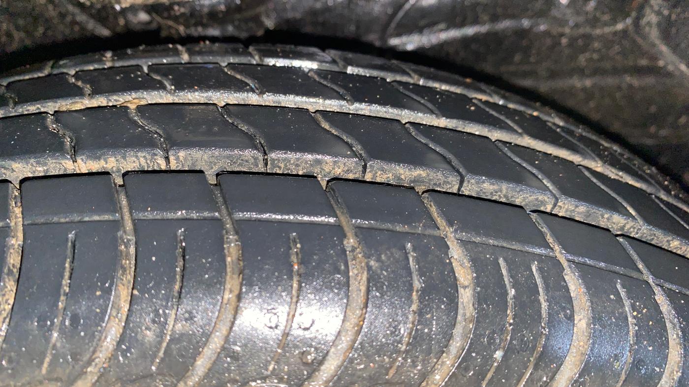 2025 Maruti S PRESSO VXI Plus AMT, Petrol, Automatic, 2,355 km, Right Front Tyre Tread