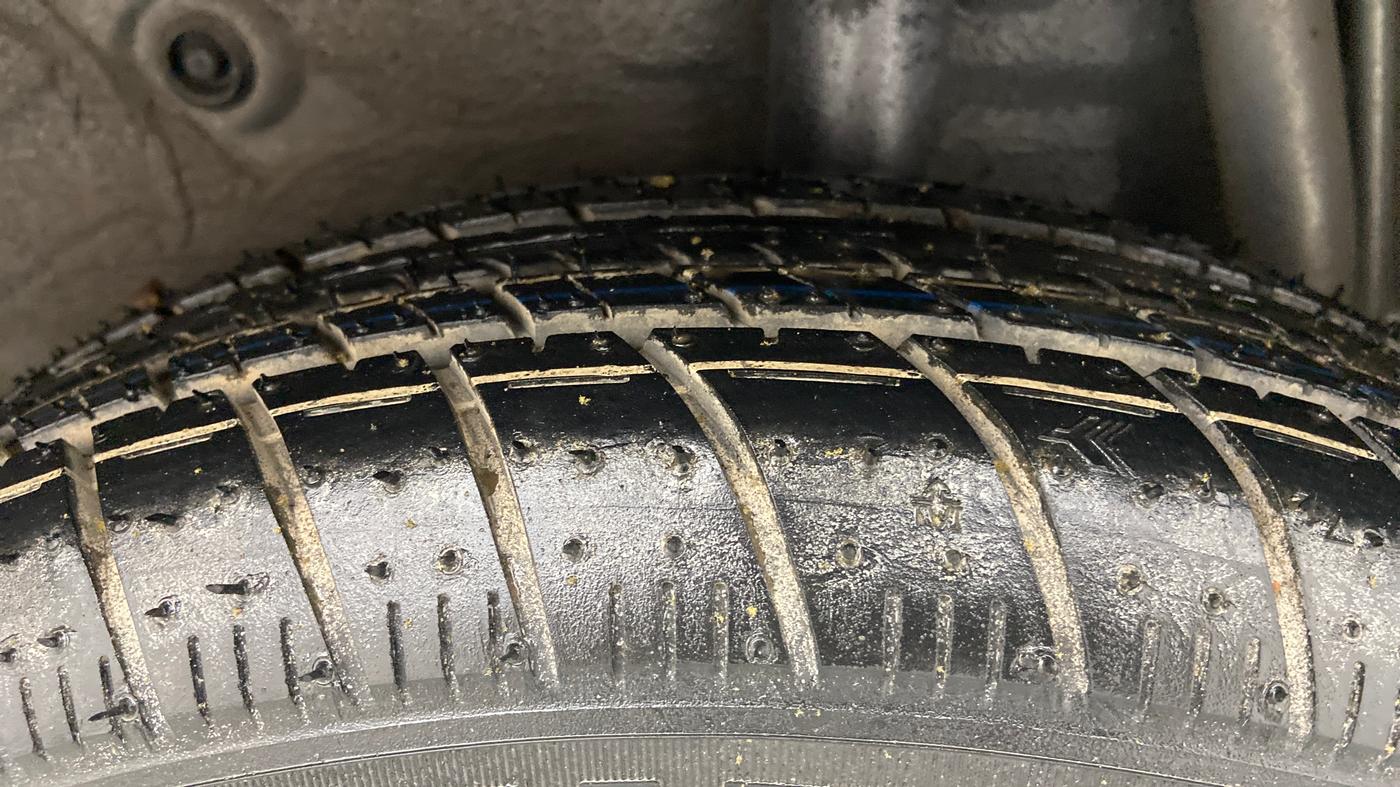 2015 Maruti Celerio ZXI AMT, Petrol, Automatic, 12,696 km, Left Rear Tyre Tread