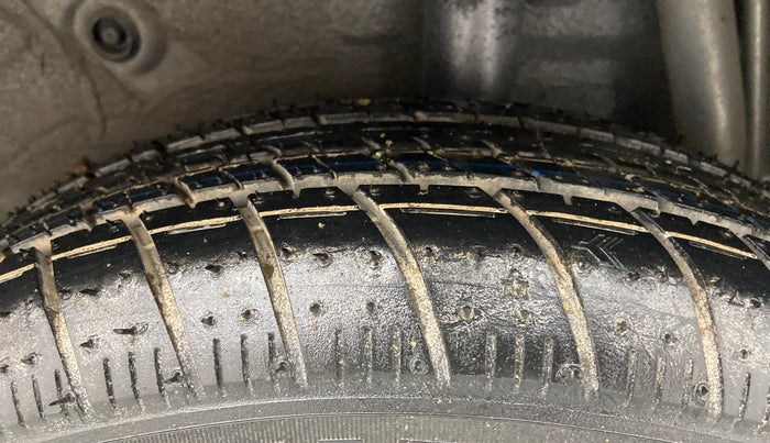 2015 Maruti Celerio ZXI AMT, Petrol, Automatic, 12,696 km, Left Rear Tyre Tread