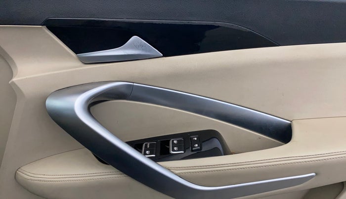 2021 MG HECTOR SHARP 2.0 DIESEL, Diesel, Manual, 53,622 km, Driver Side Door Panels Control