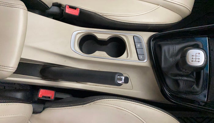 2021 MG HECTOR SHARP 2.0 DIESEL, Diesel, Manual, 53,622 km, Gear Lever