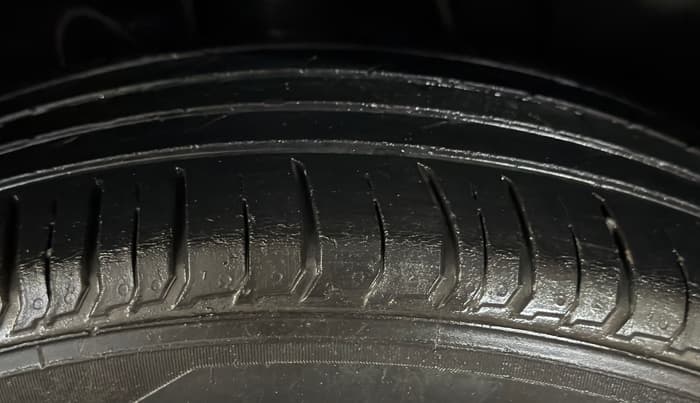 2021 Hyundai VENUE SX 1.0 (O) TURBO IMT, Petrol, Manual, 80,546 km, Right Front Tyre Tread