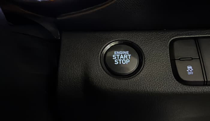 2021 Hyundai VENUE SX 1.0 (O) TURBO IMT, Petrol, Manual, 80,546 km, Keyless Start/ Stop Button