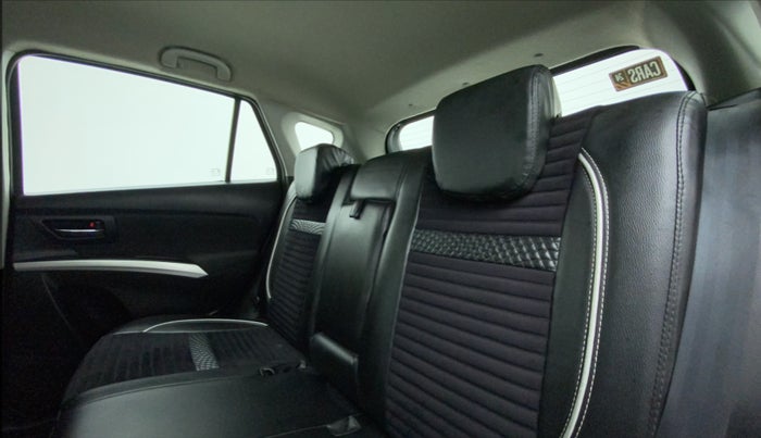 2016 Maruti S Cross ZETA 1.3, Diesel, Manual, 94,006 km, Right Side Rear Door Cabin