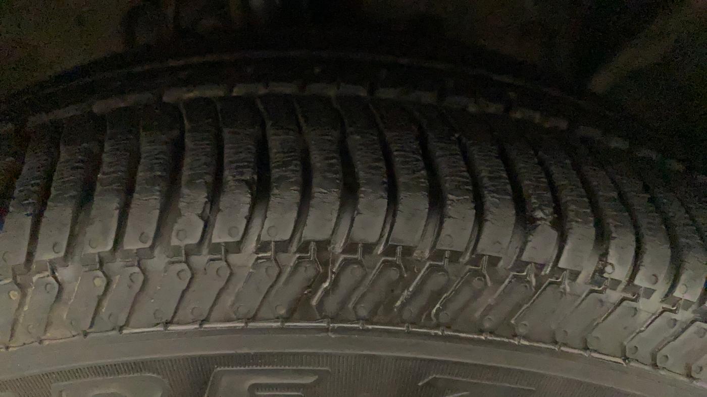 2017 Ford Ecosport TITANIUM + 1.5L PETROL AT, Petrol, Automatic, 22,256 km, Left Rear Tyre Tread