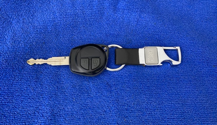 2014 Maruti Swift Dzire VXI, Petrol, Manual, 84,350 km, Key Close Up