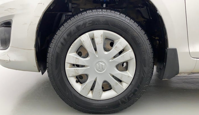2014 Maruti Swift Dzire VXI, Petrol, Manual, 84,350 km, Left Front Wheel