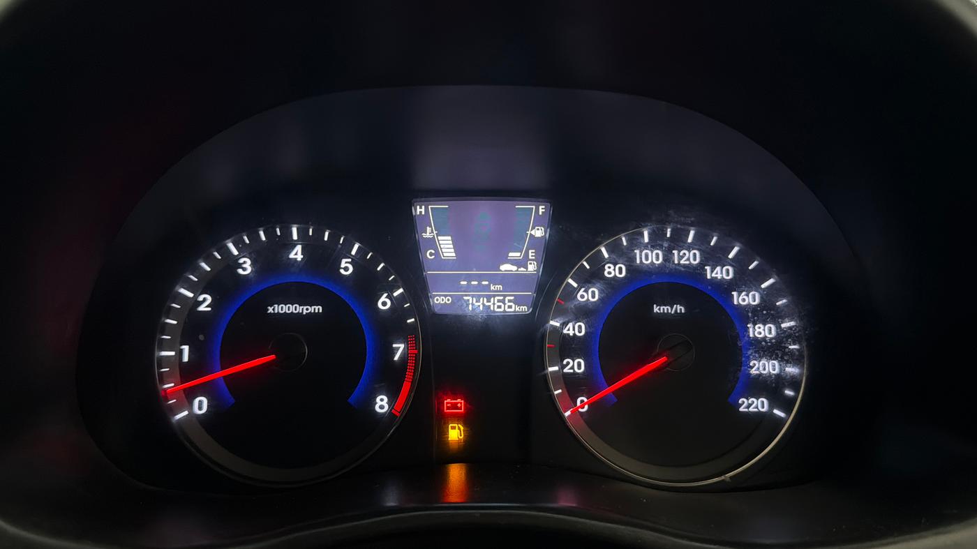 2015 Hyundai Verna FLUIDIC 4S 1.6 VTVT S, Petrol, Manual, 74,454 km, Odometer Image
