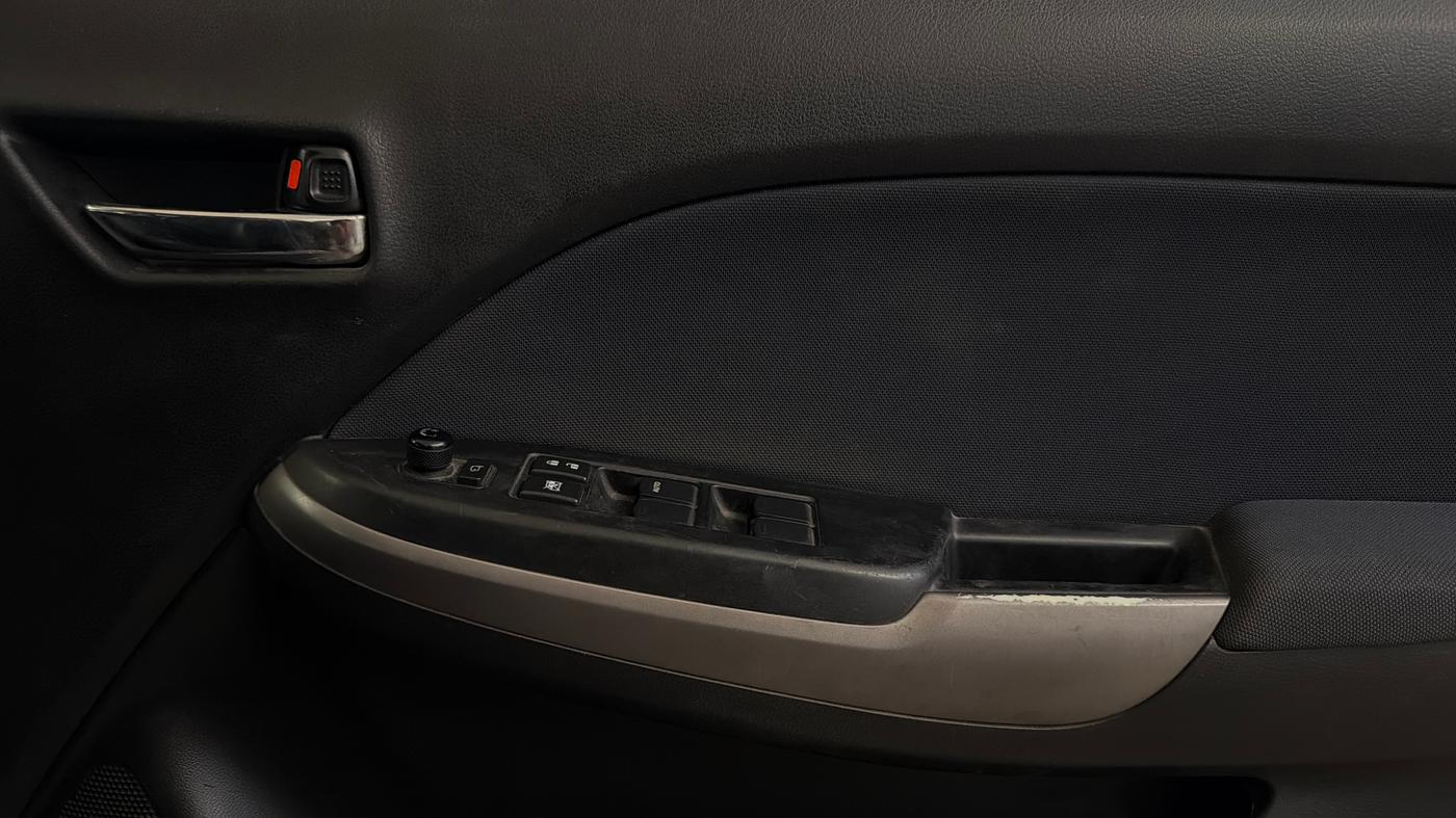 2021 Maruti Baleno DELTA PETROL 1.2, Petrol, Manual, 88,526 km, Driver Side Door Panels Control