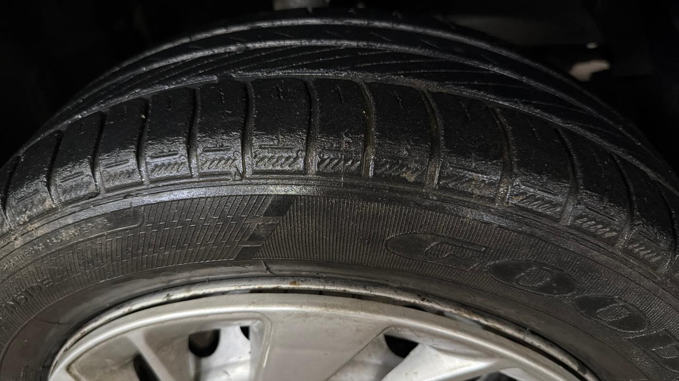 2021 Maruti Baleno DELTA PETROL 1.2, Petrol, Manual, 88,526 km, Right Front Tyre Tread