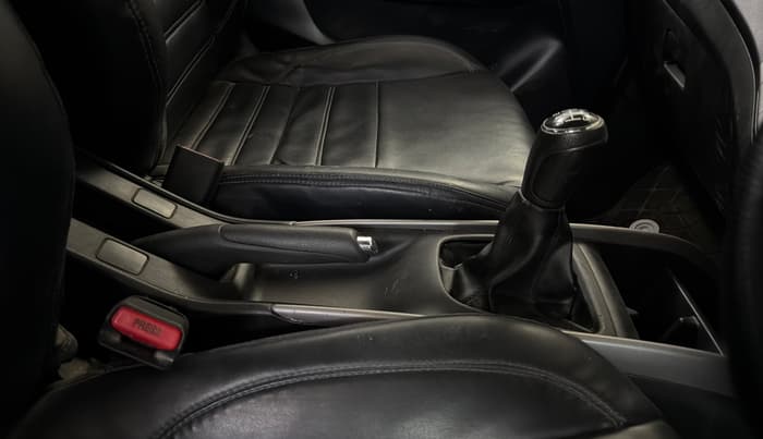 2021 Maruti Baleno DELTA PETROL 1.2, Petrol, Manual, 88,405 km, Gear Lever