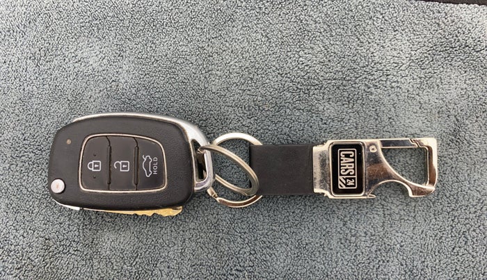 2019 Hyundai GRAND I10 NIOS SPORTZ AMT 1.2 KAPPA VTVT, Petrol, Automatic, 35,148 km, Key Close Up