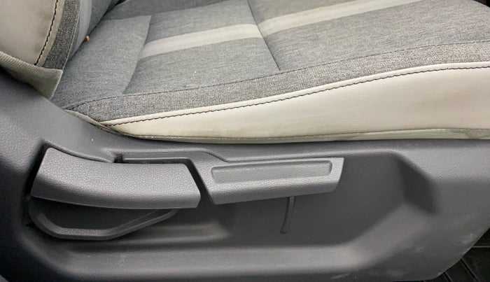 2019 Hyundai GRAND I10 NIOS SPORTZ AMT 1.2 KAPPA VTVT, Petrol, Automatic, 35,148 km, Driver Side Adjustment Panel