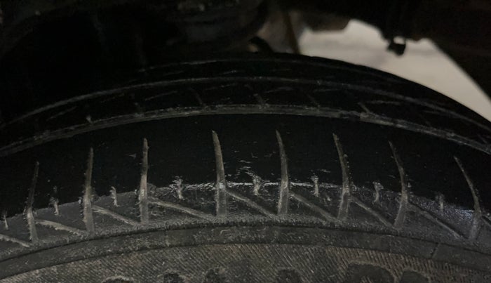 2022 Maruti Alto LXI O, Petrol, Manual, 65,263 km, Left Rear Tyre Tread