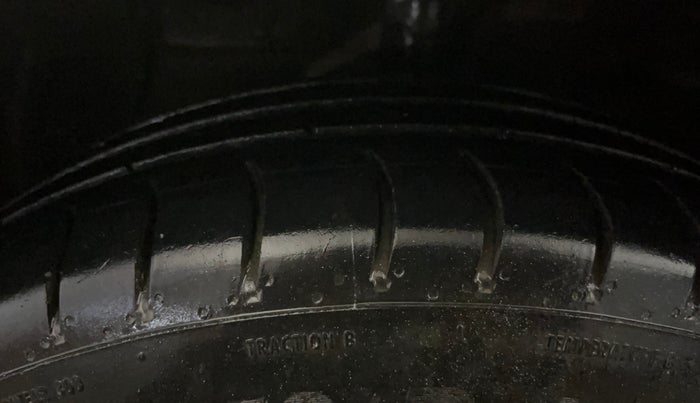 2021 Hyundai GRAND I10 NIOS SPORTZ 1.2 KAPPA VTVT CNG, CNG, Manual, 73,388 km, Left Front Tyre Tread