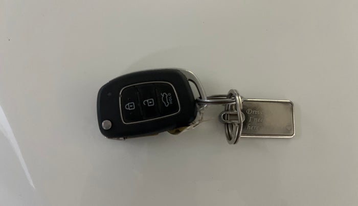 2021 Hyundai GRAND I10 NIOS SPORTZ 1.2 KAPPA VTVT CNG, CNG, Manual, 73,388 km, Key Close Up