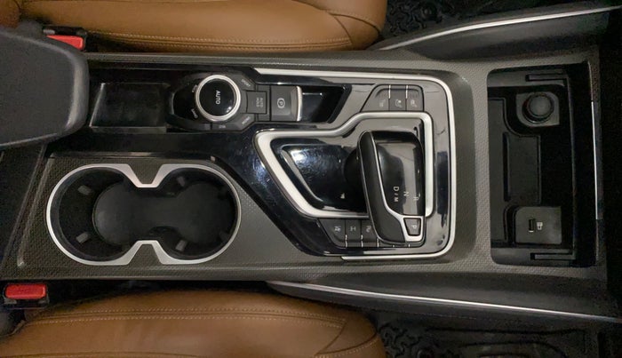 2023 MG GLOSTER SAVVY 6 STR 2.0 TWIN TURBO 4WD, Diesel, Automatic, 71,018 km, Gear Lever